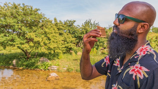 Routine de soin pour la barbe en vacances : comment avoir la classe sous les cocotiers ?