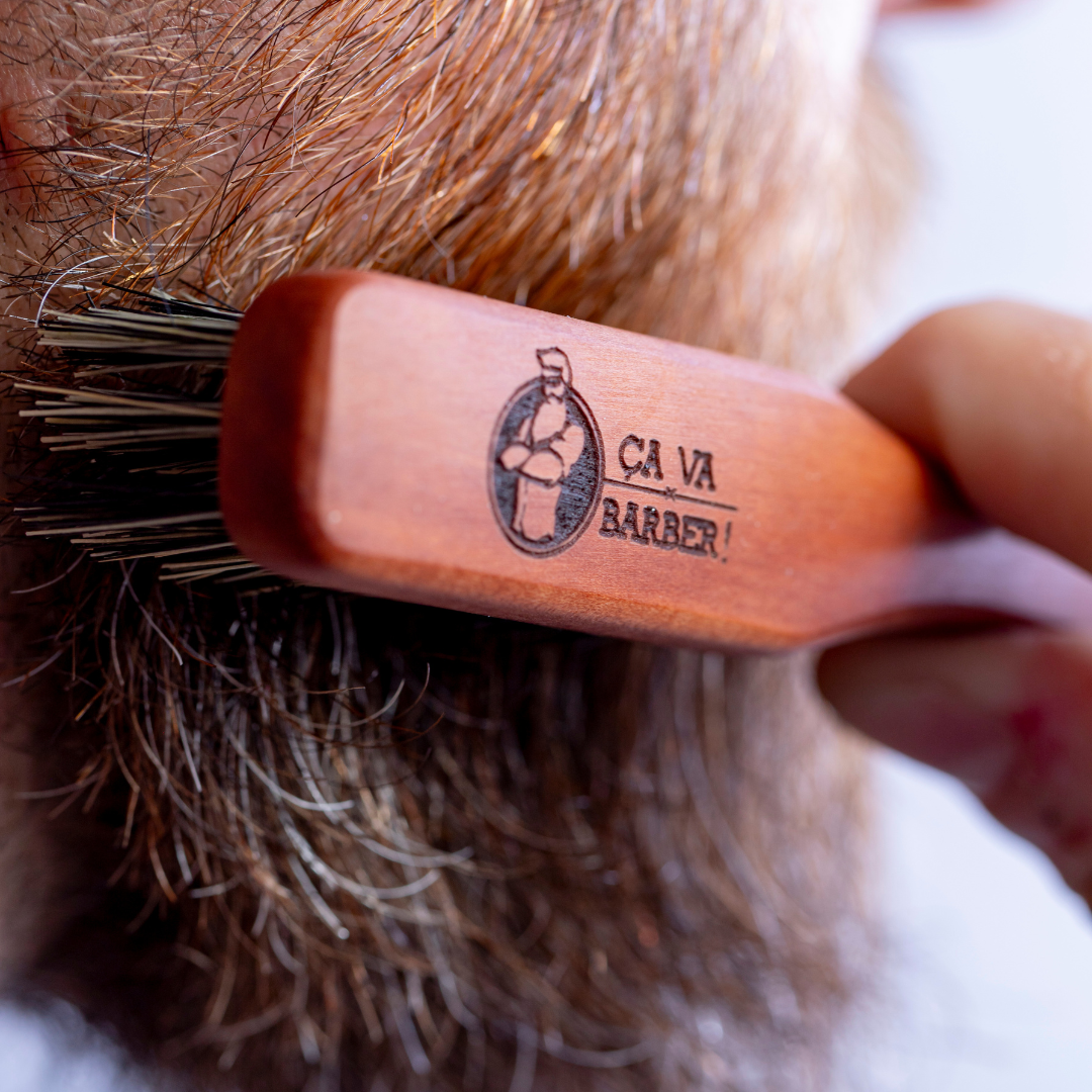 Brosse pour barbe avec manche en fibre de cactus